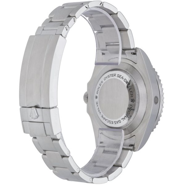 Rolex Sea-Dweller 126600